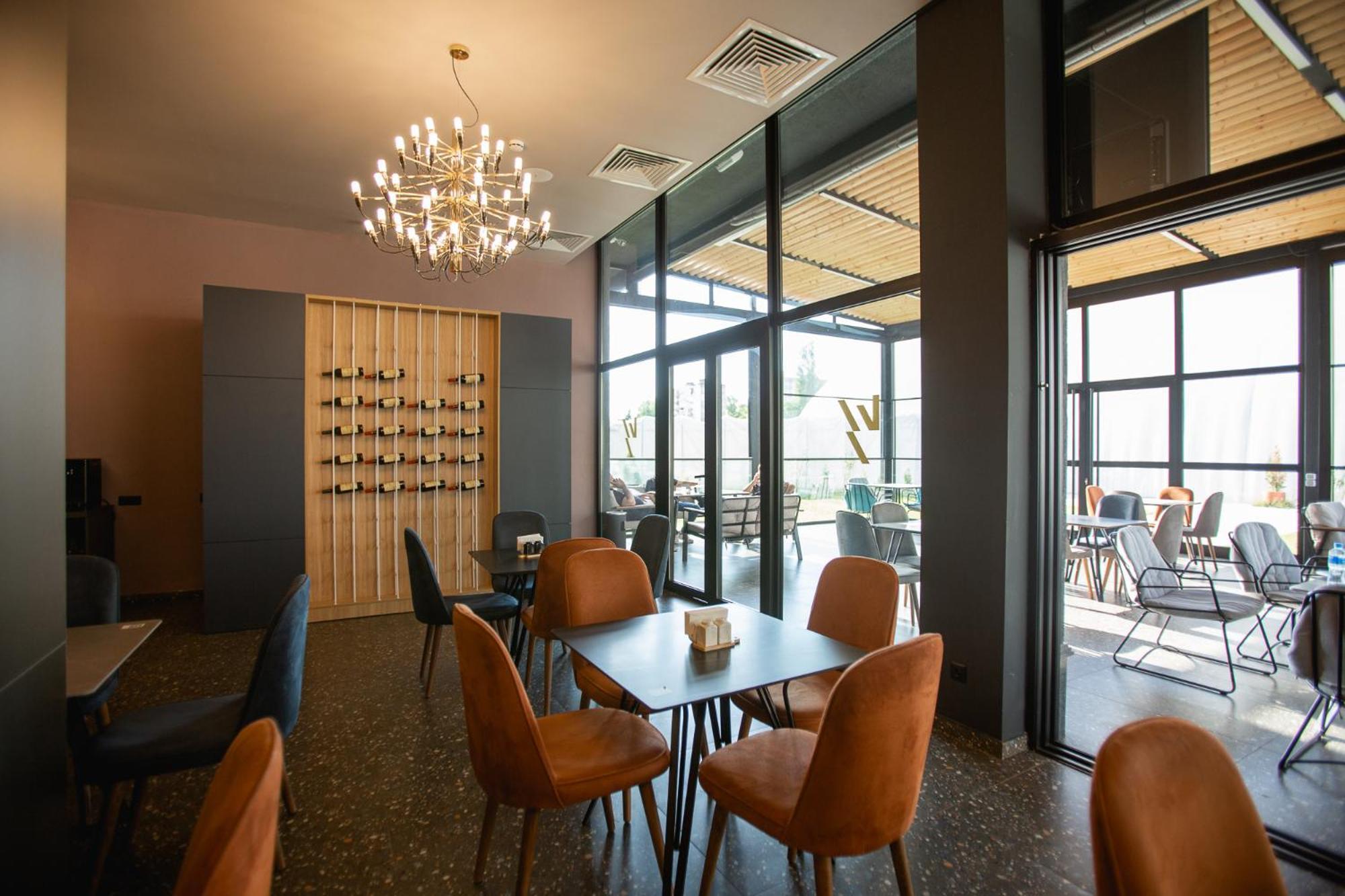 West Inn Georgia Кутаиси Экстерьер фото